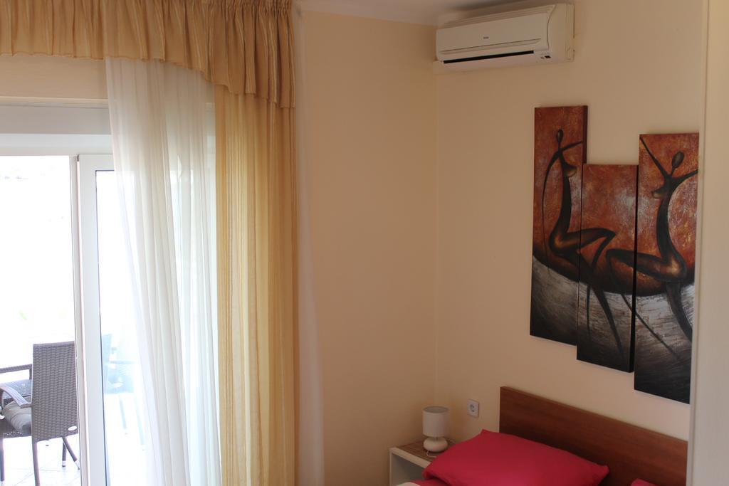 Apartments Roko Kolinda Bibinje Exterior photo