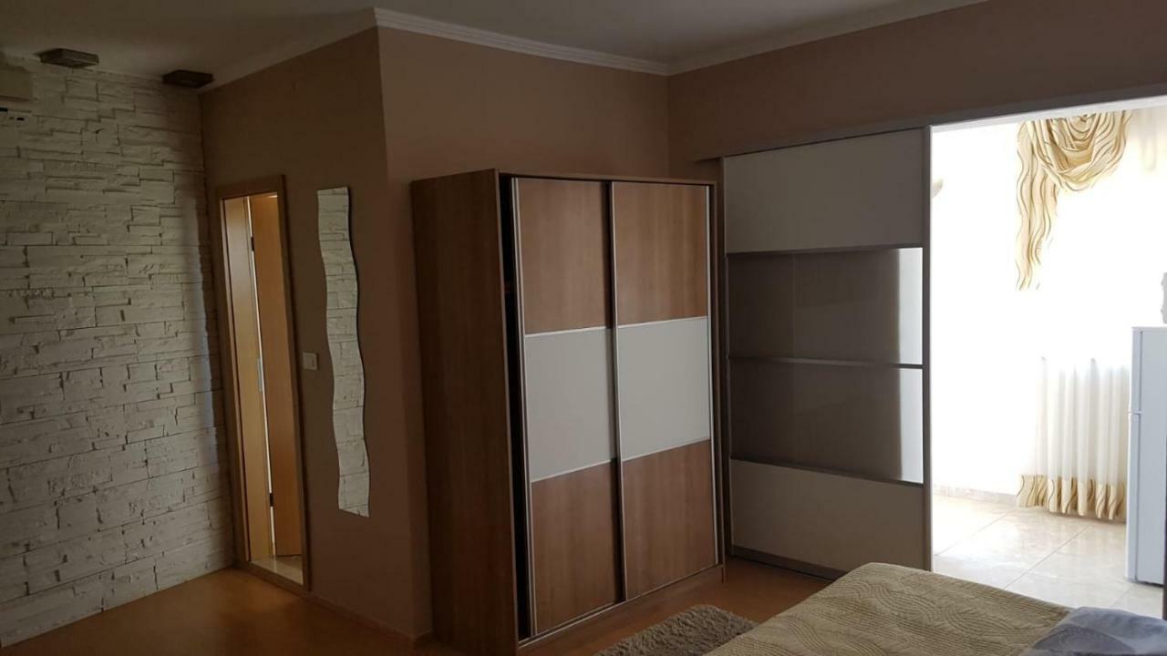 Apartments Roko Kolinda Bibinje Exterior photo